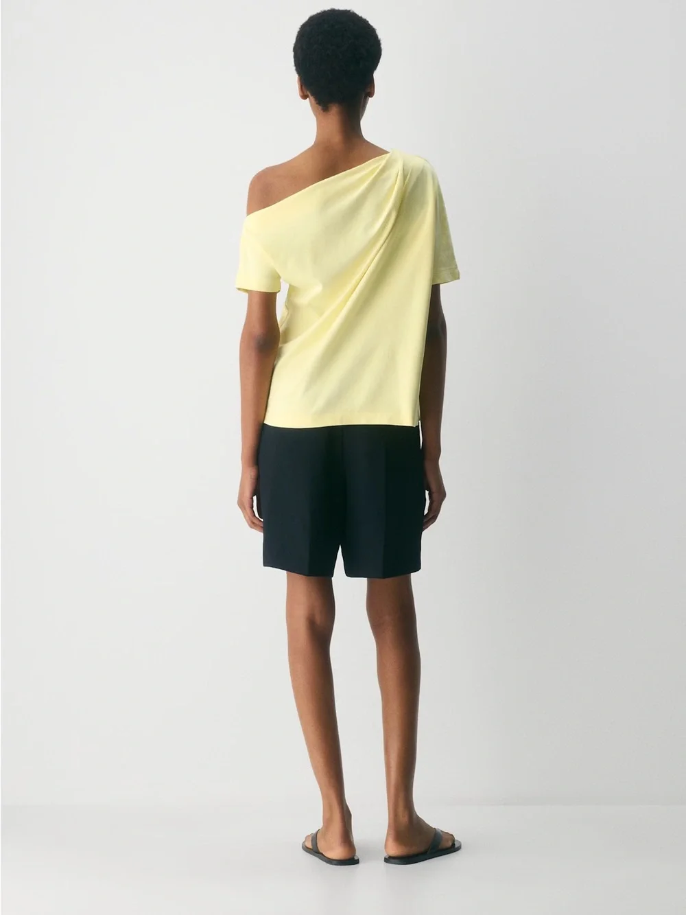 NWT Aritizia Babaton InterLock Cotton Script Top, lemonade, XS - Picture 2 of 10